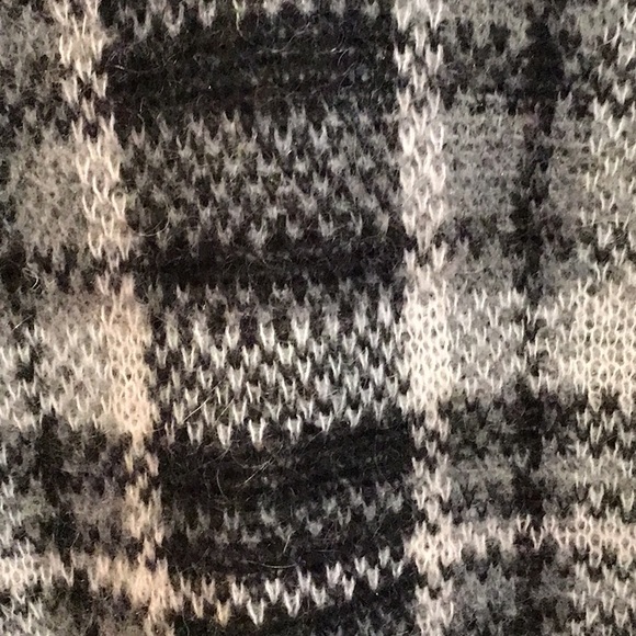 Banana Republic sweater size XS - Picture 3 of 7